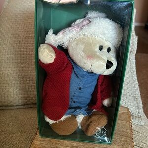 Starbucks Bearista Bear Girl 2016, Red Sweater, Blue Dress, Pink Hat NEW